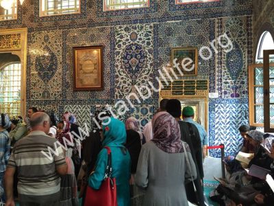 Half Day Islamic Religious Sahaba Tombs Tour in Istanbul