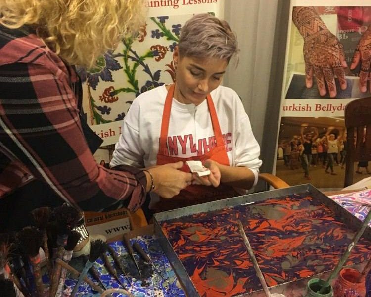 Turkish Marbling Ebru Lessons Workshops In Istanbul