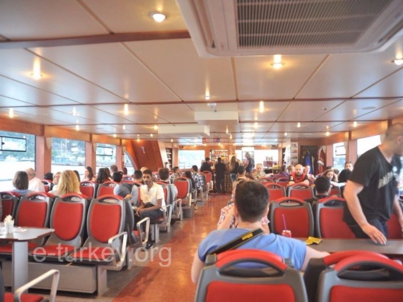 Bosphorus 2 Hours Boat Tour in Istanbul