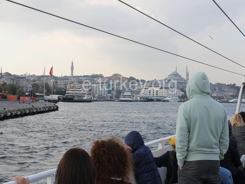 Bosphorus 2 Hours Boat Tour in Istanbul